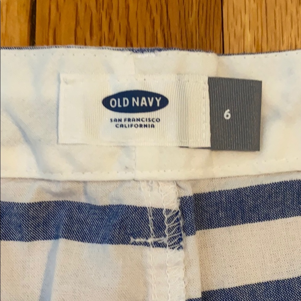 Striped Shorts - Picture 2 of 4